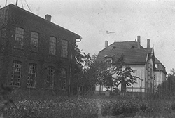 1901 Firma und Wohnhaus Ausgeschnitten small